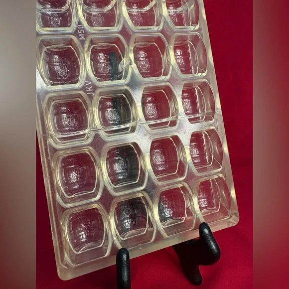 Chocolate Barrel/Barrels Mould - Picture 3 of 5